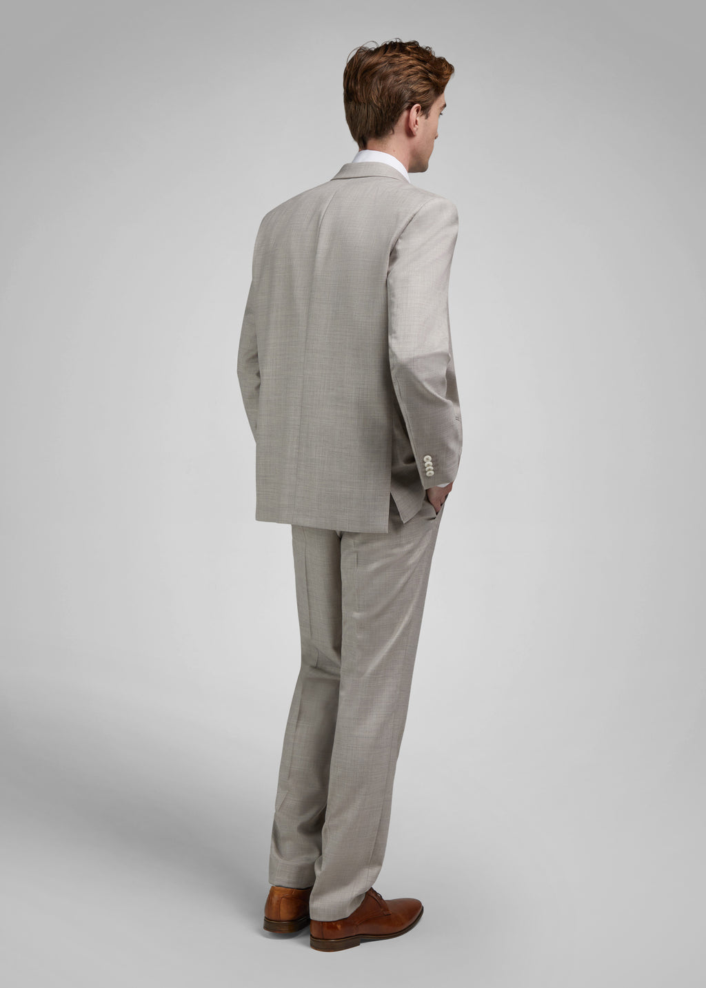 COSTUME COUPE MODERNE