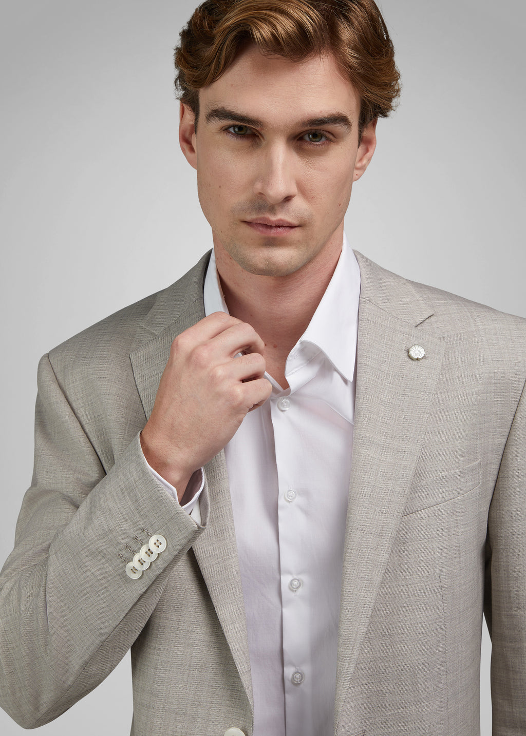 COSTUME COUPE MODERNE