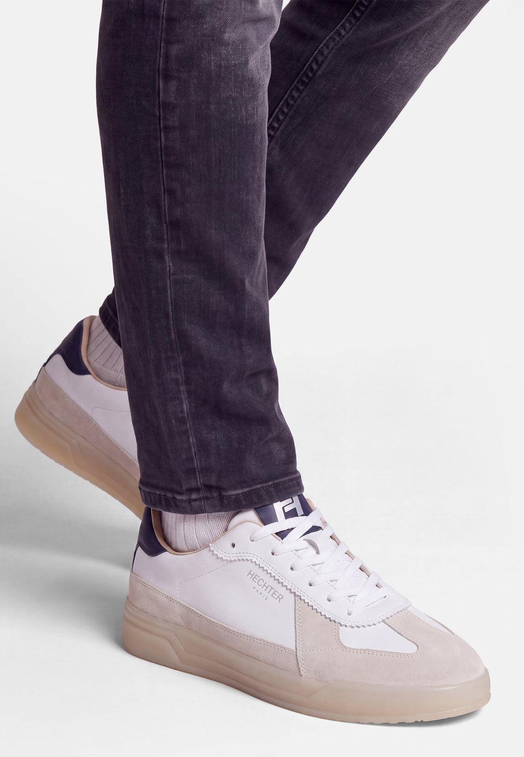 SNEAKER – Weiß – Ansicht 1